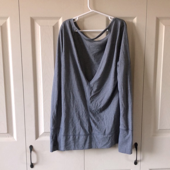 GapFit cool dry open back long sleeve - Picture 2 of 2